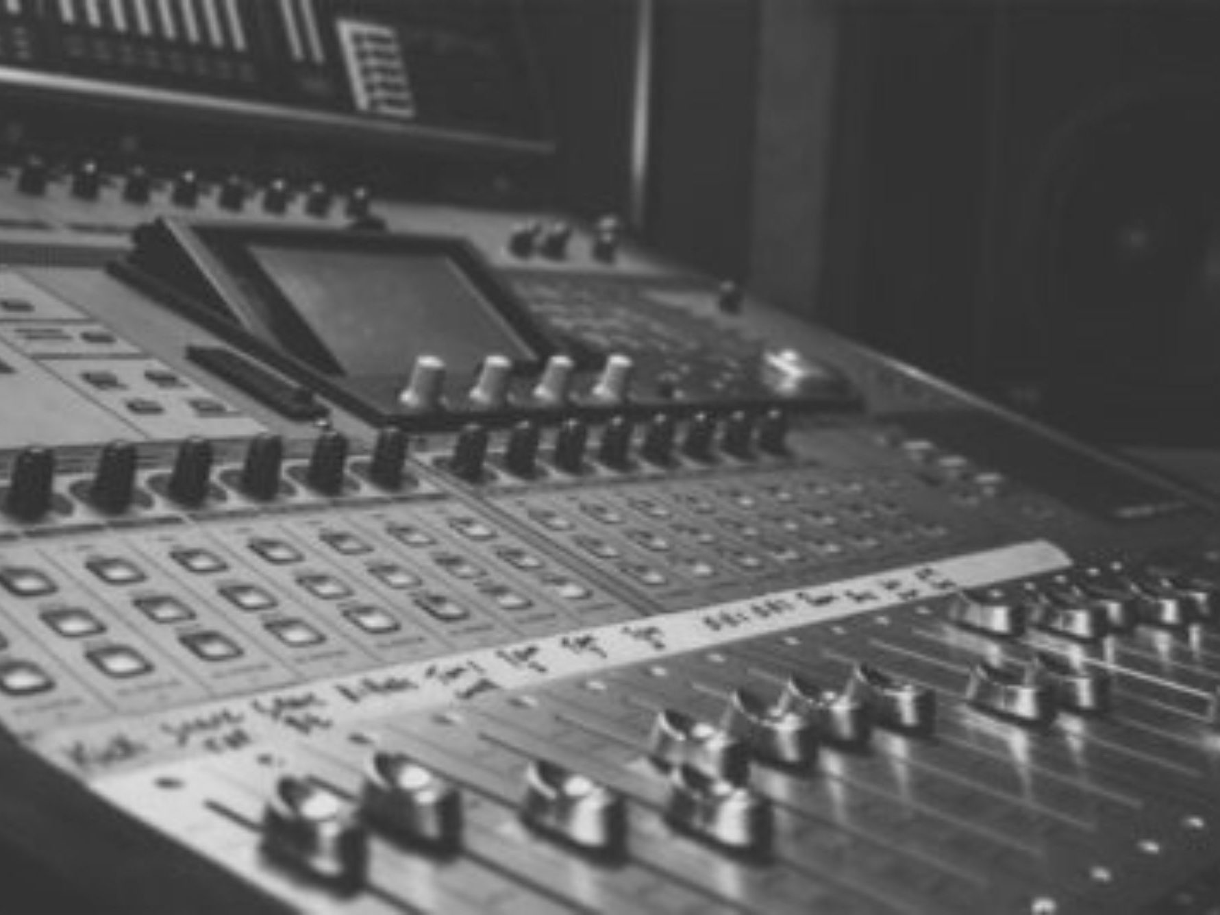 producer studio record in Douala cm.jpg